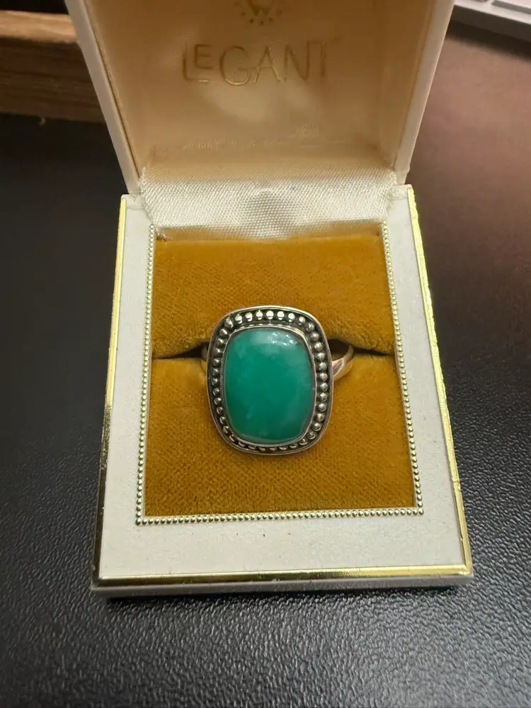 Sterling Silver And Chrysoprase Ring- Size 11
