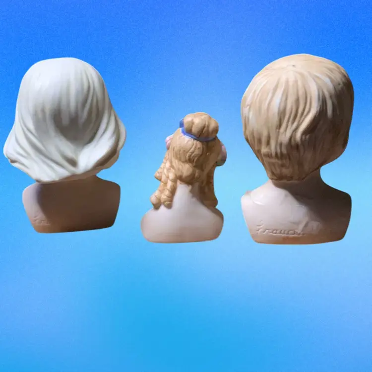 09. Three Heads Are Better Than One.