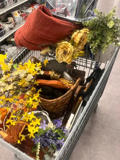 Live Shop My Honey Hole With Me!