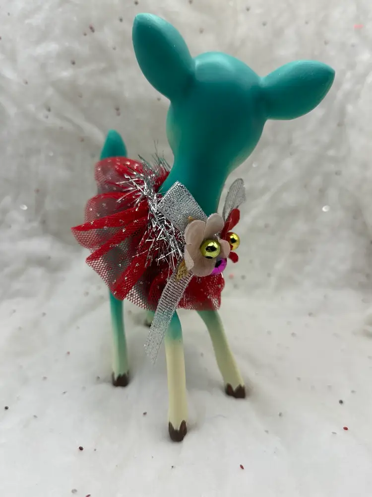 Vintage Christmas Kitschy Retro Style Deer