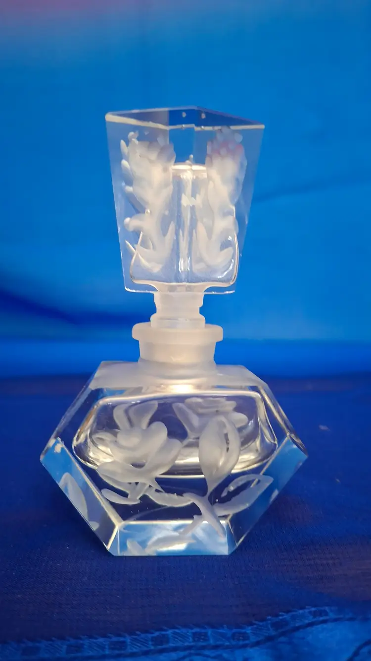 Vintage Czech Crystal Perfume Bottle – Frosted Floral Etched Design