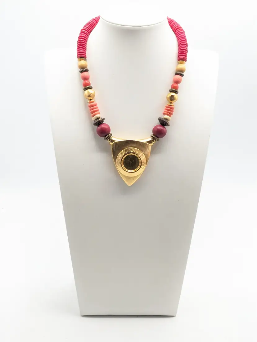 Hot Pink Beaded Necklace Gold Tone Hammered Pendant