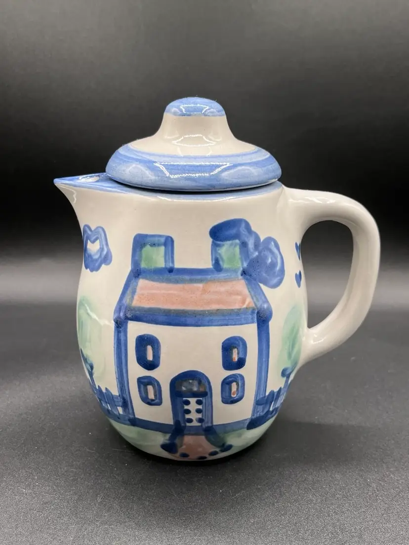 MA Hadley Edgebrook House Pottery Tea/Coffee Pot READ 6.5”🏡