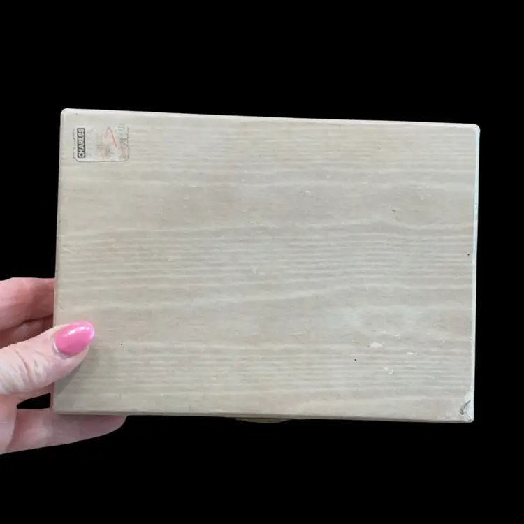 Coquette Hinged With Clasp Box