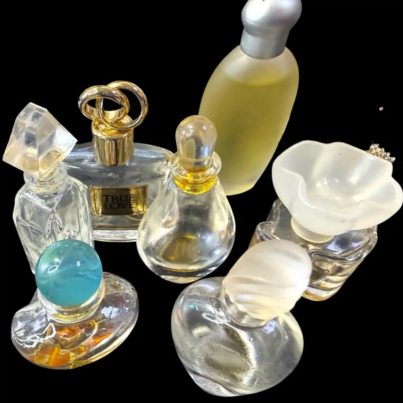 7 Tiny Perfume Bottles - Some Still Have Perfume In Them - They All Smell Fab❣️