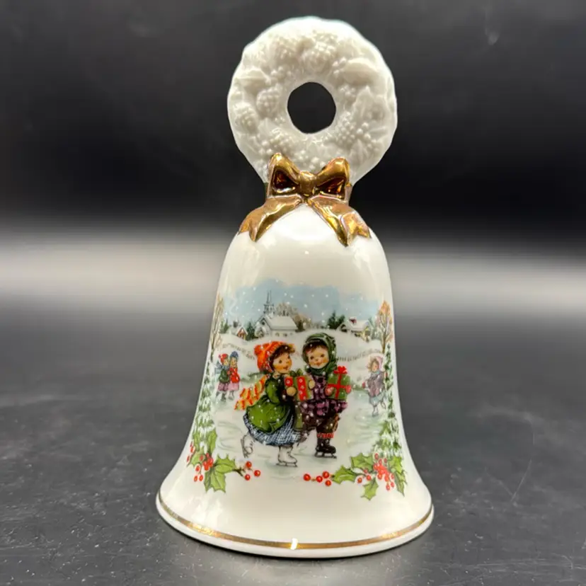 Vintage Avon 1986 Christmas Glazed Porcelain Bell 5”