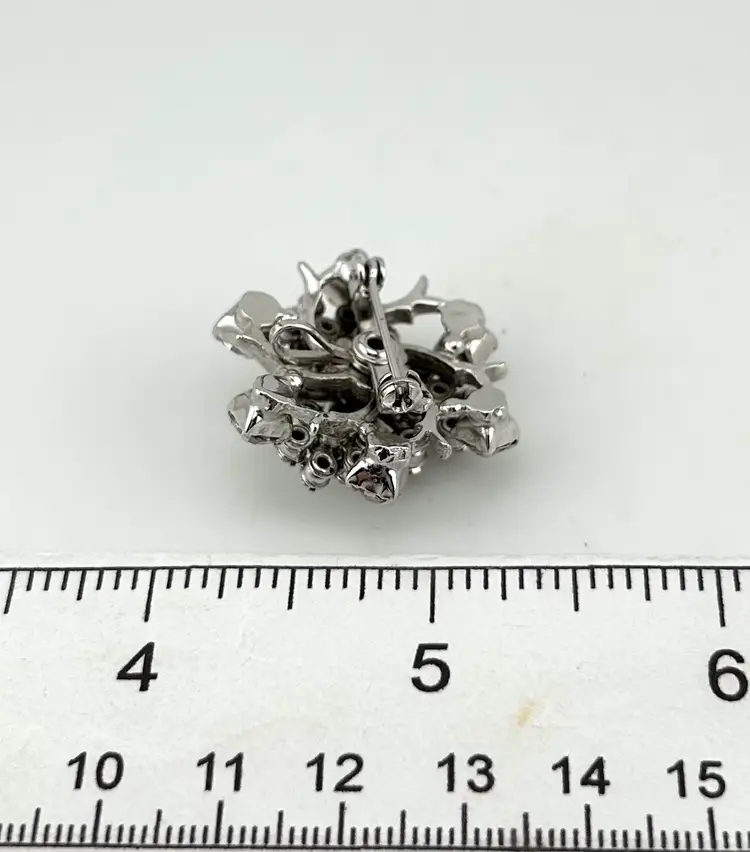 Vintage Silver Tone Rhinestone Brooch/Pendant 1”