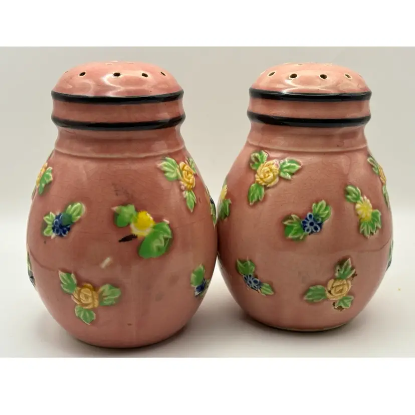 Vintage Japan Large Salt And Pepper Shaker Set