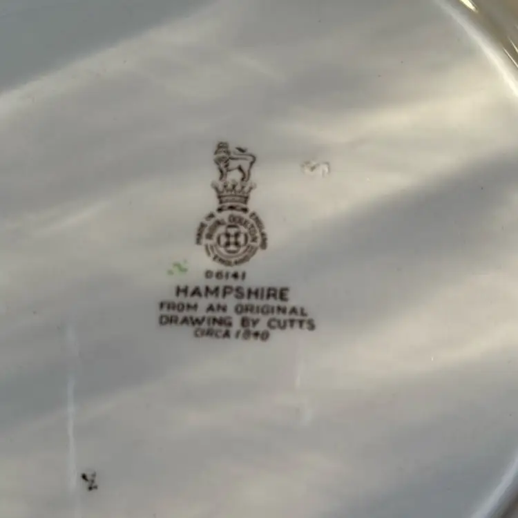 Royal Dalton Hampshire Plate