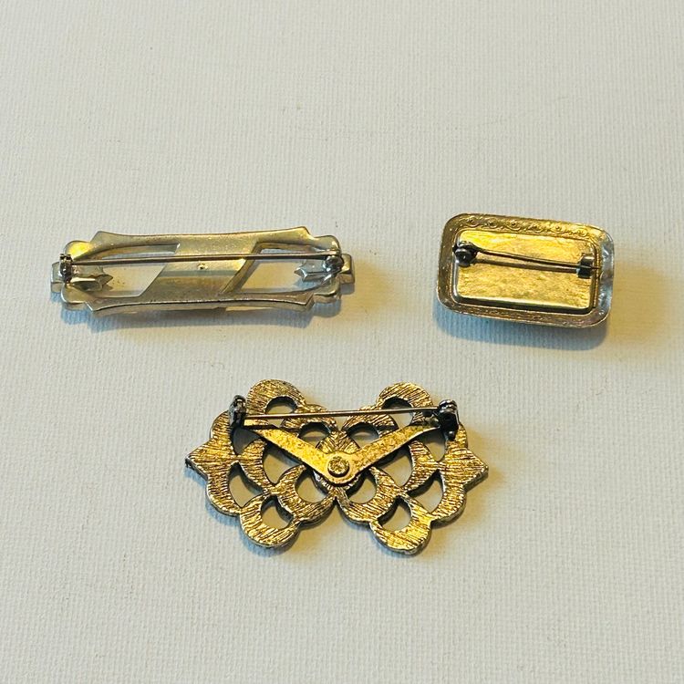 Unsigned Vintage Brooch Lot Of 3 - Art Deco Star Glass, Art Deco Rhinestone, Textured Open Work