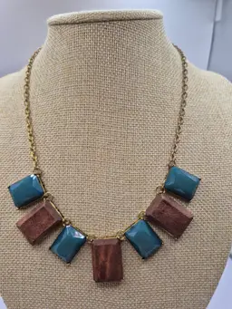 Gold Tone Green/Brown 16" Necklace