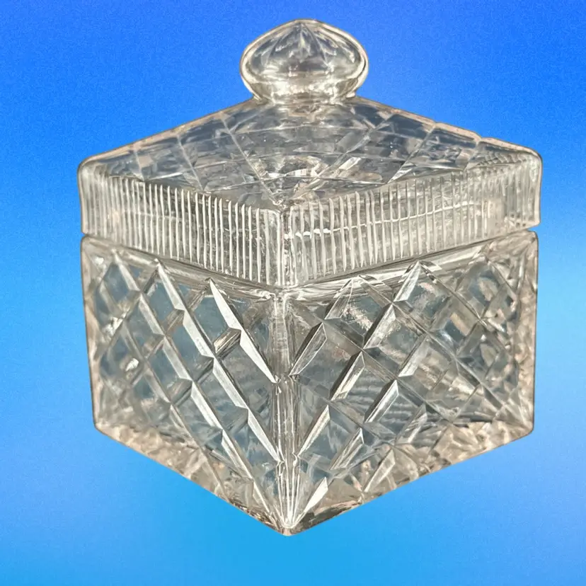 Vintage Pressed Lidded  Glass Trinket Jewelry Crystal Clear Box Diamond Pattern