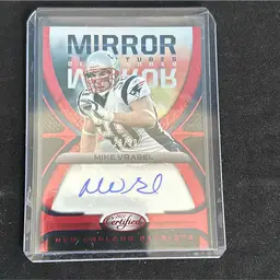 2021 Panini Certified Mirror Signatures Auto Red MIKE VRABEL /30