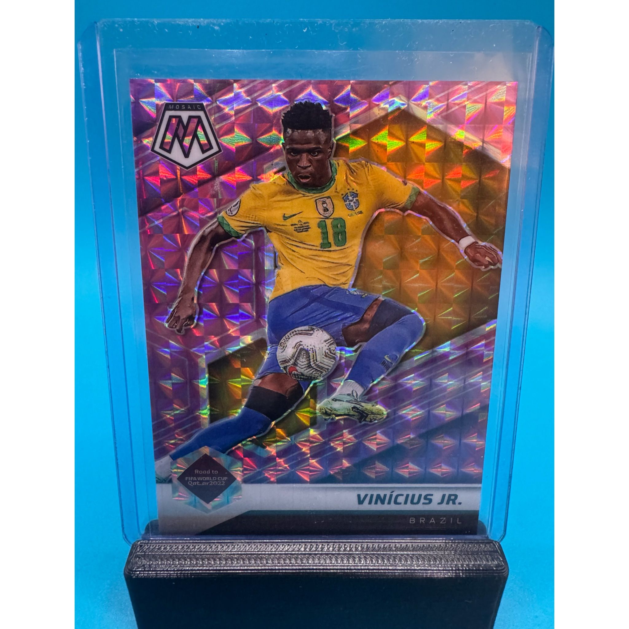 Vinicius Jr. Mosaic FIFA Road To The World Cup Purple Mosaic Prizm