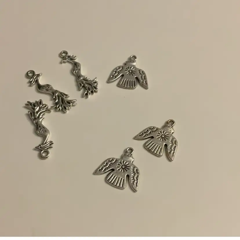 Findings 6 Bird Charms