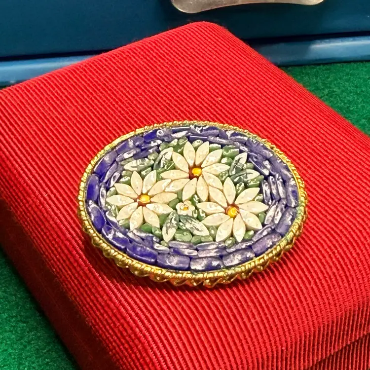Vintage Italian Micro Mosaic Brooch Pin Daisy Flower Cobalt Blue Oval Gold Tone