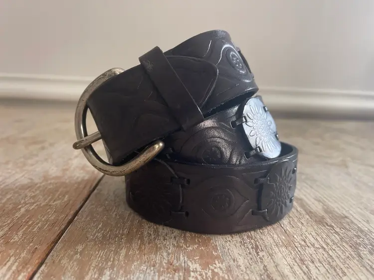 Vintage Fossil Sun Flower Genuine Leather Belt Dark Brown Large Tooled Festival