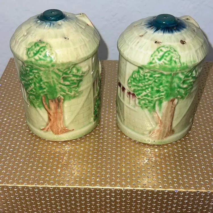 Cottage Salt and Pepper Shakers