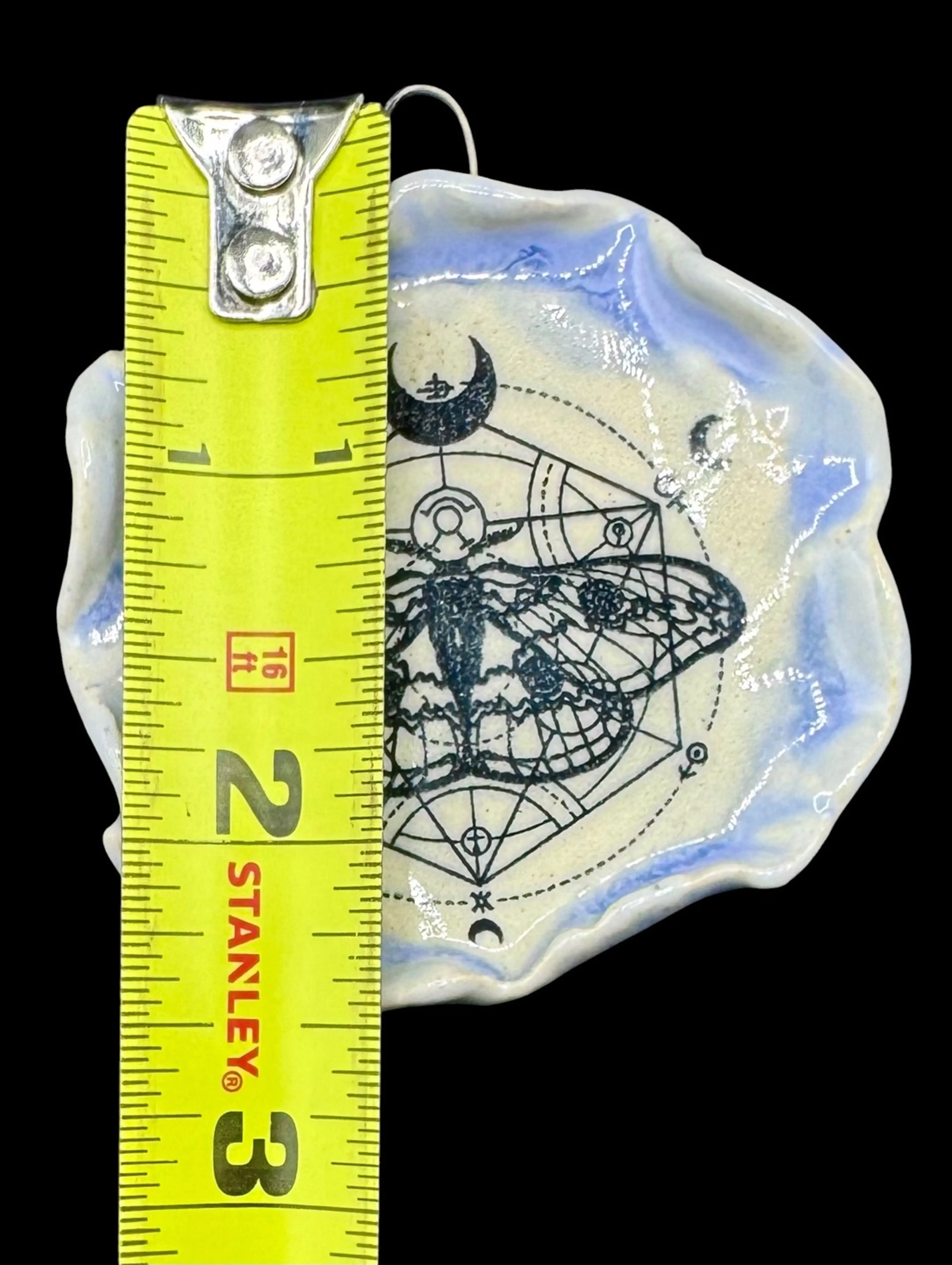 Image 3 of 3