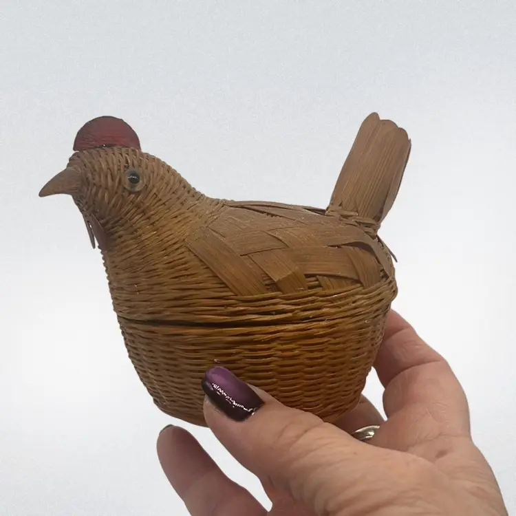 Vtg. Wicker Hen On Nest (Set Of 2) Brown 3.5”