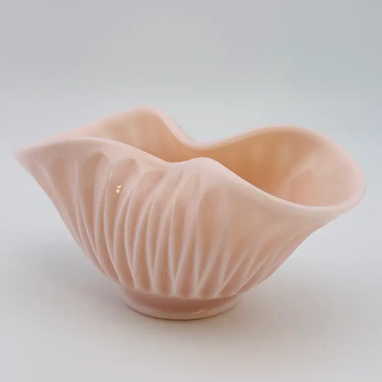 Beautiful Rare Fostoria Pansy Basket Pink Milk Glass Bowl 2.5”x 5”