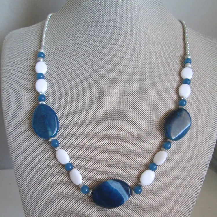 Blue and White Polished Agate Beaded Necklace with Silver Accents