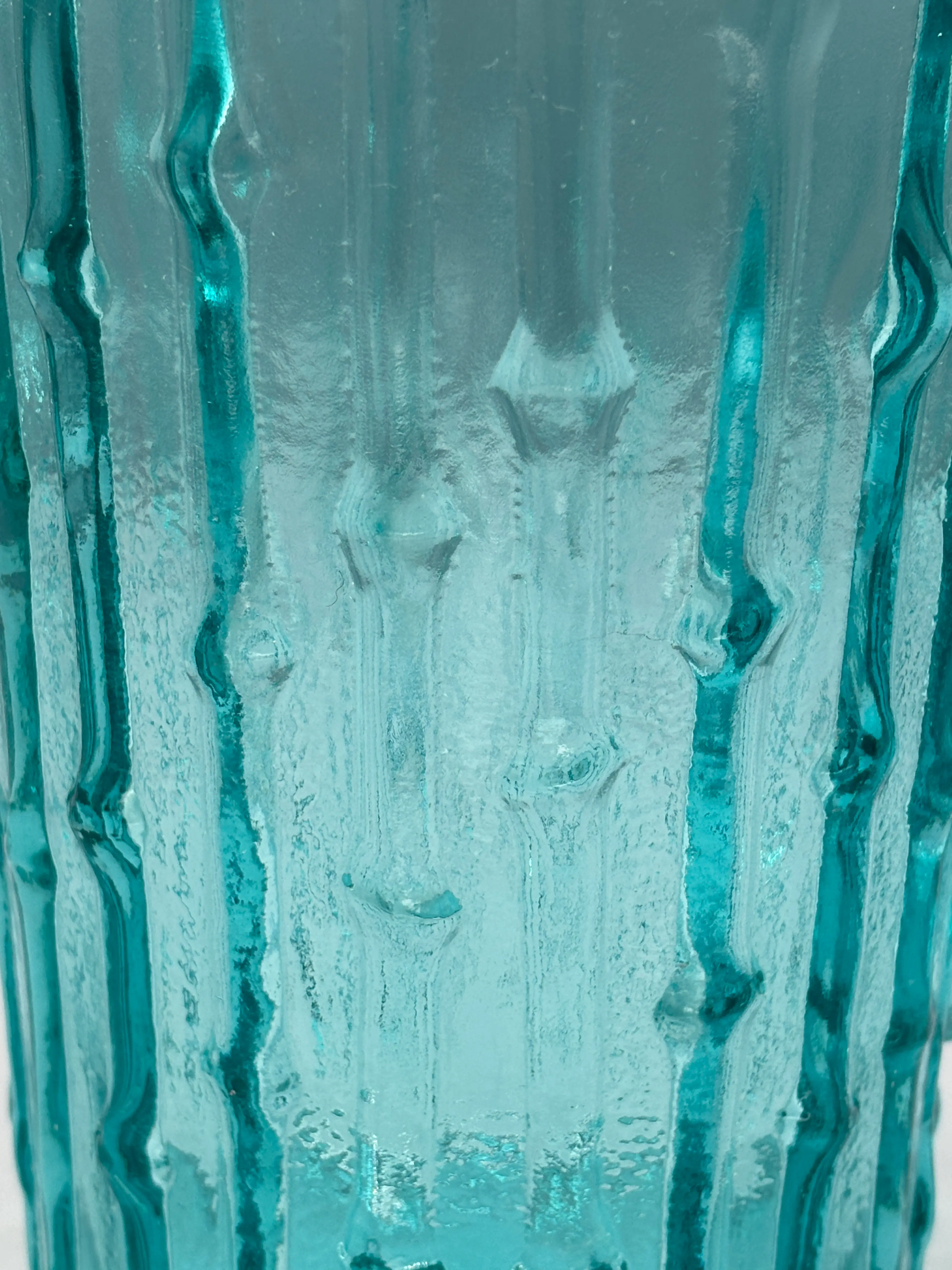 Image 2 of 7