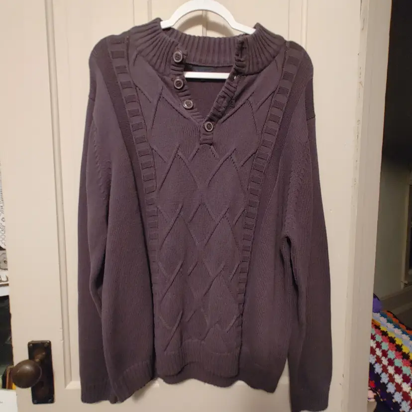Men's Top- Brand: Gioberti Size Medium. Charcoal grey sweater. 100% cotton. No condition issues..