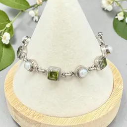 Vintage Sterling Silver Bezel Set Peridot Pearl Toggle Link Bracelet 20.7g