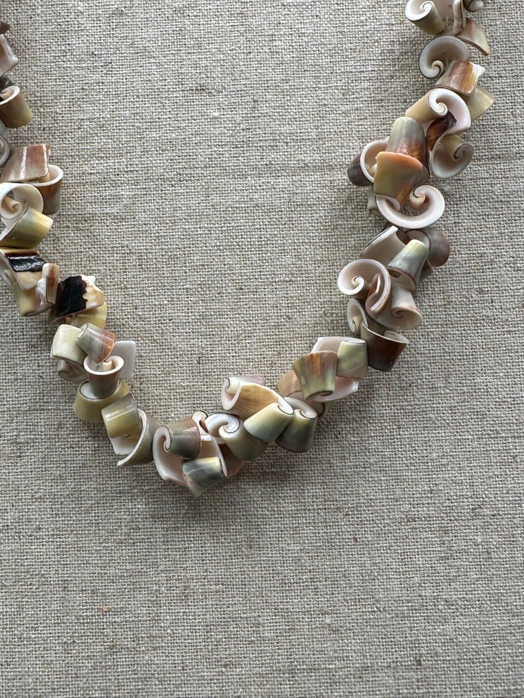 Niknax · Vintage 1970s Hawaiian Necklace Cone Shell Heishi Boho