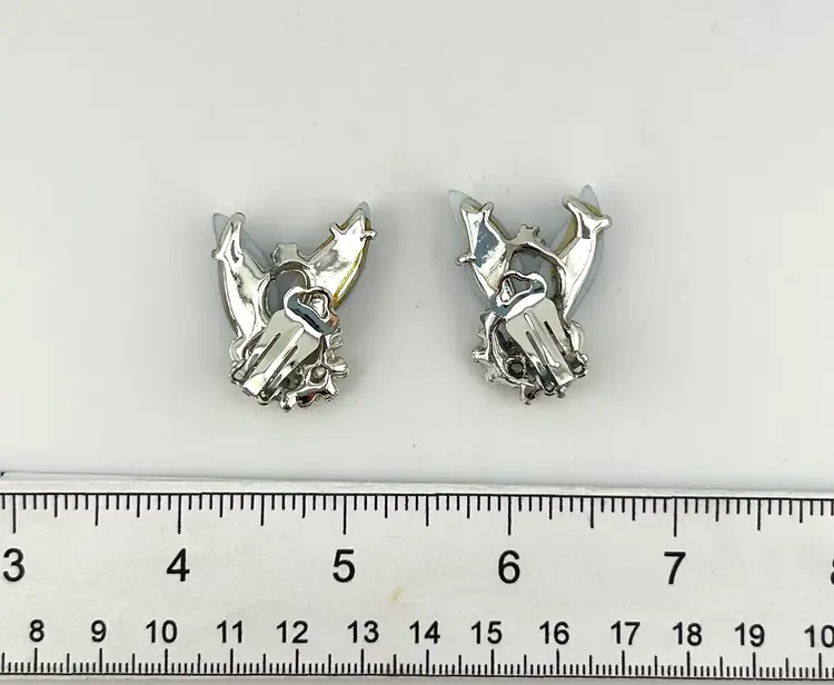Vintage Silver Tone Blue Thermoset Clip-on Earrings 1.25”