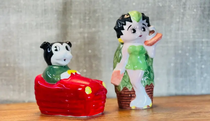 Betty Boop Vintage Salt and Pepper Shakers Collectible 5" Tall and 3.5" Tall
