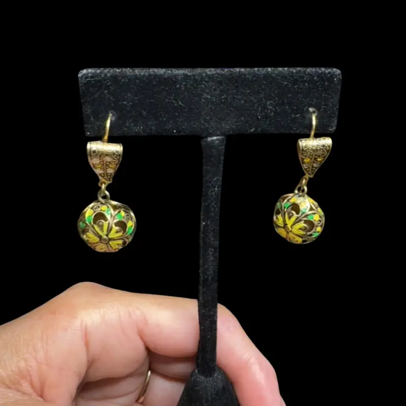Vintage MCM Damascene Gold & Green Dangle Pierced Earrings 1.5”