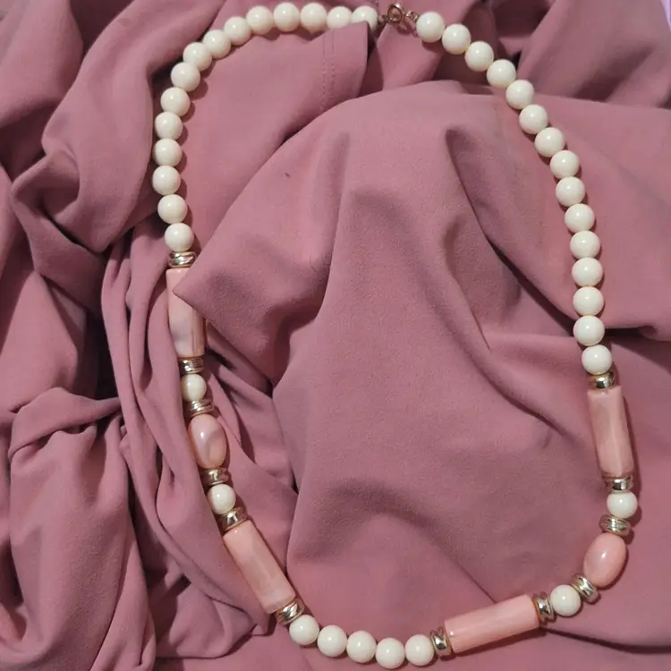 Off-White& Pink Beaded Necklace