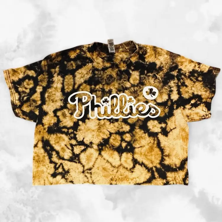 Philadelphia Phillies Cropped Tie Dyed T-shirt Medium