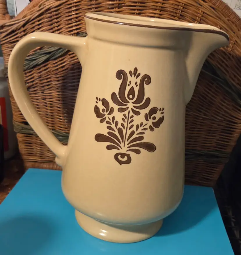 Pfaltzgraff "Village" 2qt Pitcher