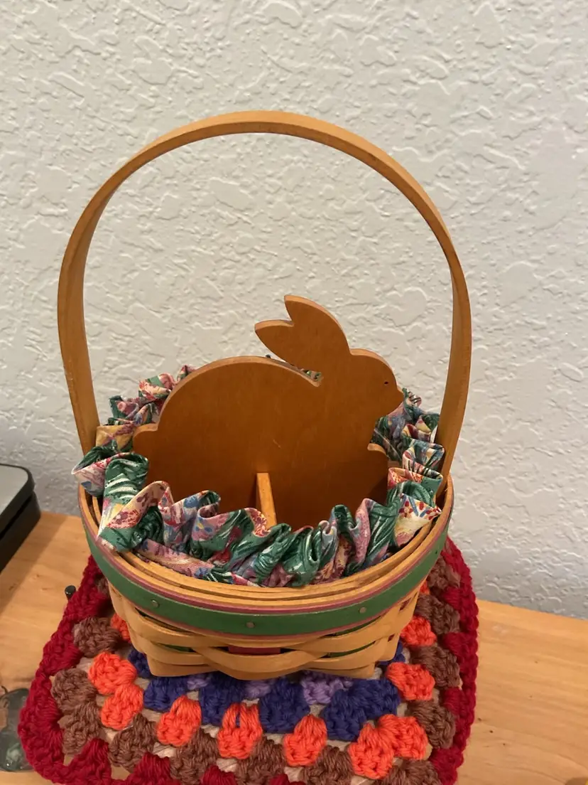 Longaberger 1999 Small Easter Basket