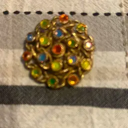 79 Sarah Cov Moonlites Pin