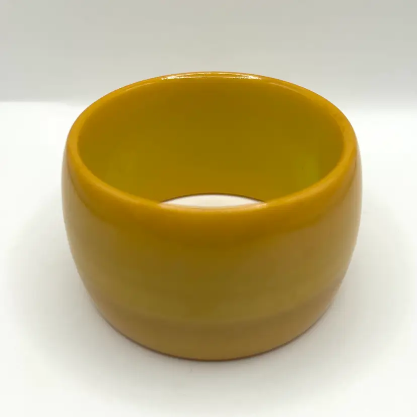 Vintage Mustard Yellow Bakelite Bangle Bracelet Size 7ish