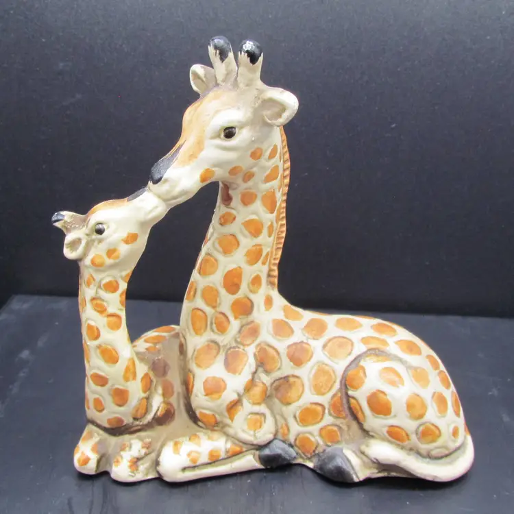 Vintage Giraffe Mother & Baby Sitting Figurine UCTCI Japan Porcelain Figure