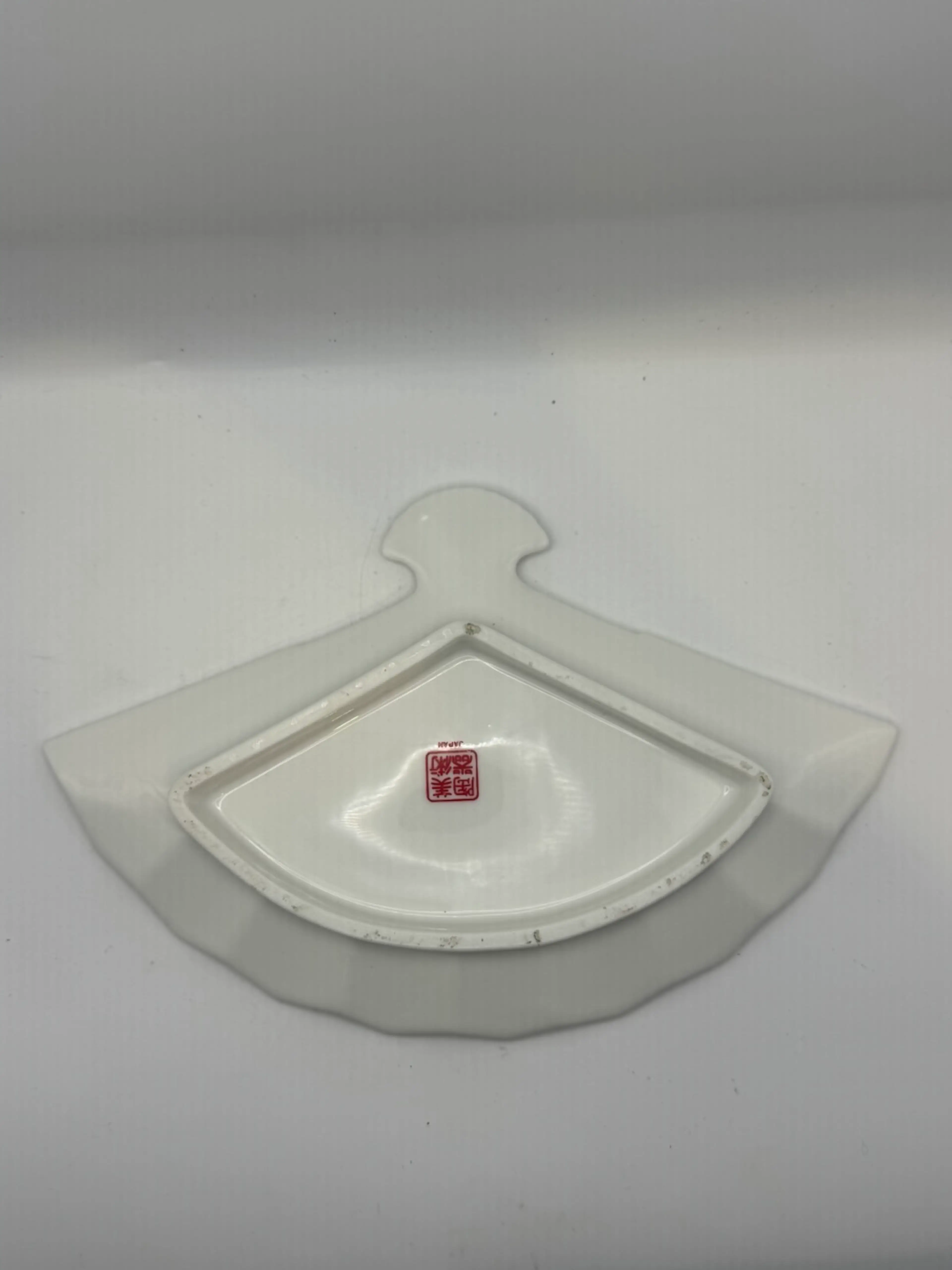 Image 2 of 4