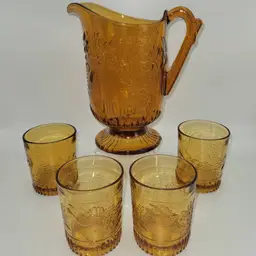 Antique EAPG Hummingbird Amber Pitcher and 4 glasses, Co-Operative Glass, CIRCA 1890