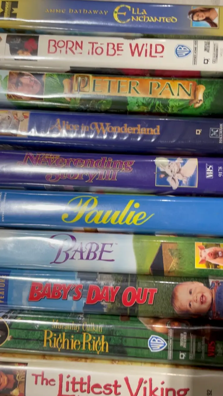 38 Children’s/ Family VHS Lot Live Action