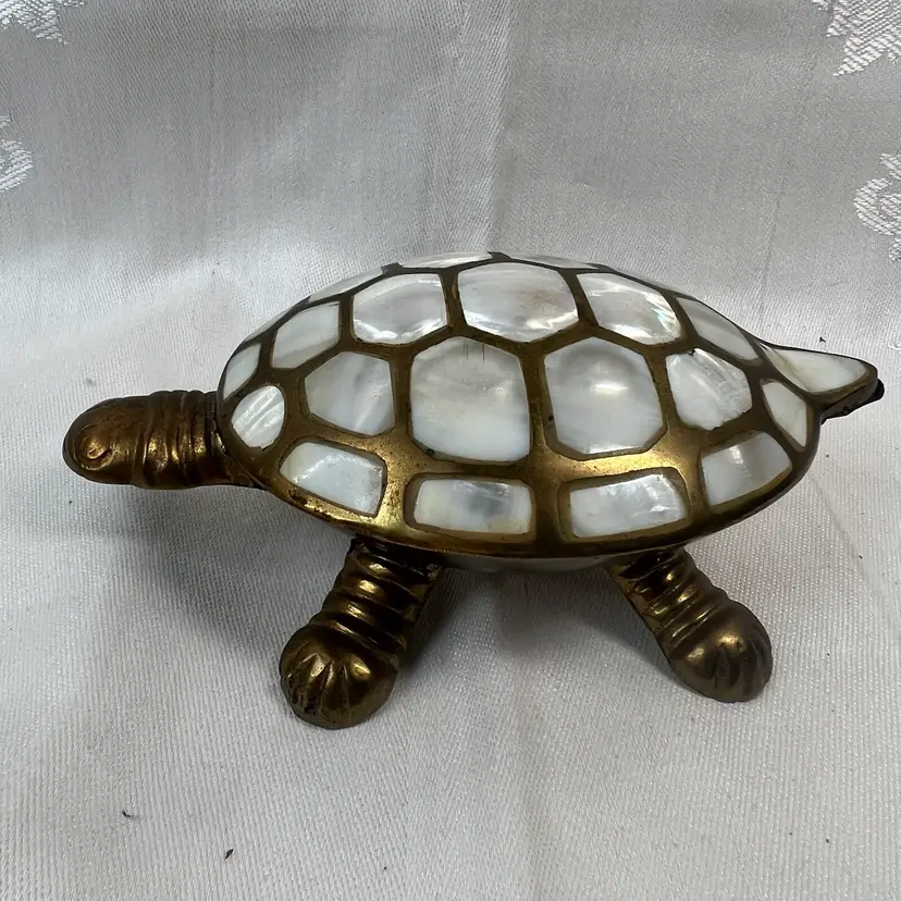 Vintage Brass And Mother Of Pearl Hinged Turtle Trinket Box 6.5" X 3.75" X 2.75"
