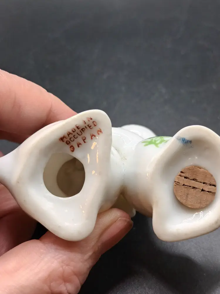 Vintage Made in Occupied Japan Kissing Kitties Salt and Pepper Shaker