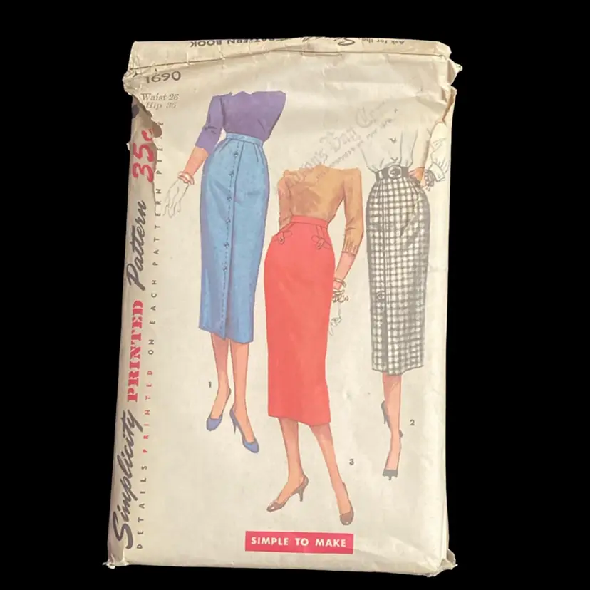 Simplicity 1690 Printed Pattern Skirt 