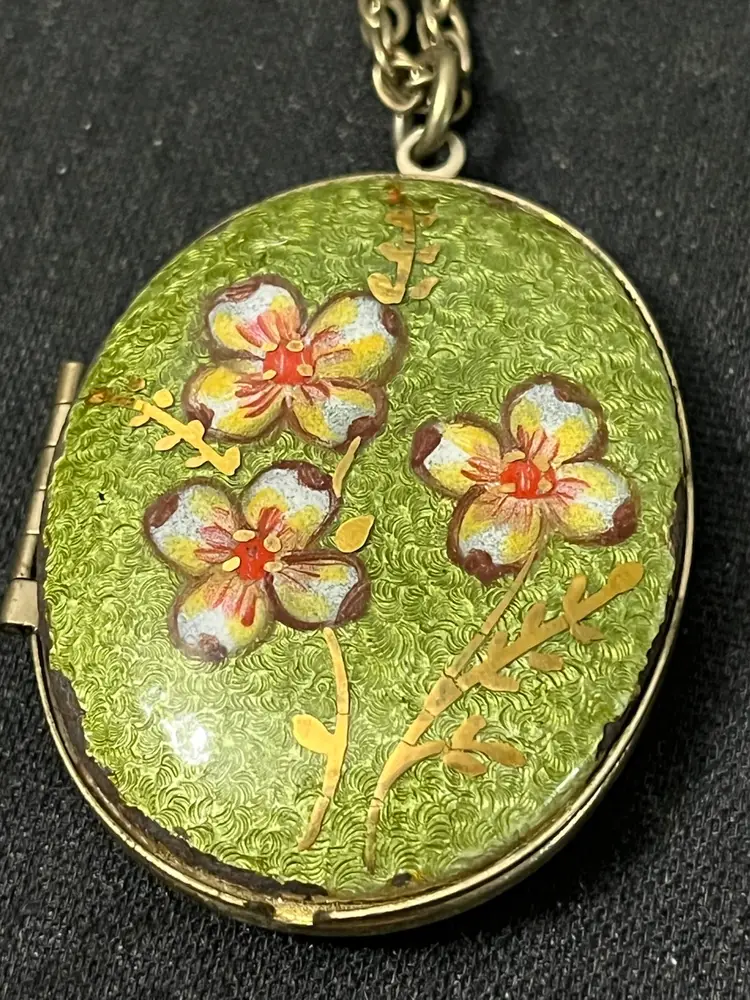 Vintage Hand Painted Dogwood Floral Locket Necklace 24” Green Gold Red Colors