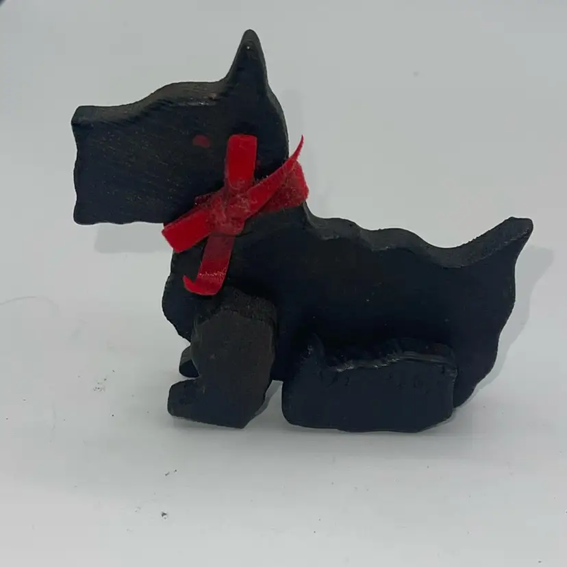 Wooden Black Scotty Dog With Articulated Legs