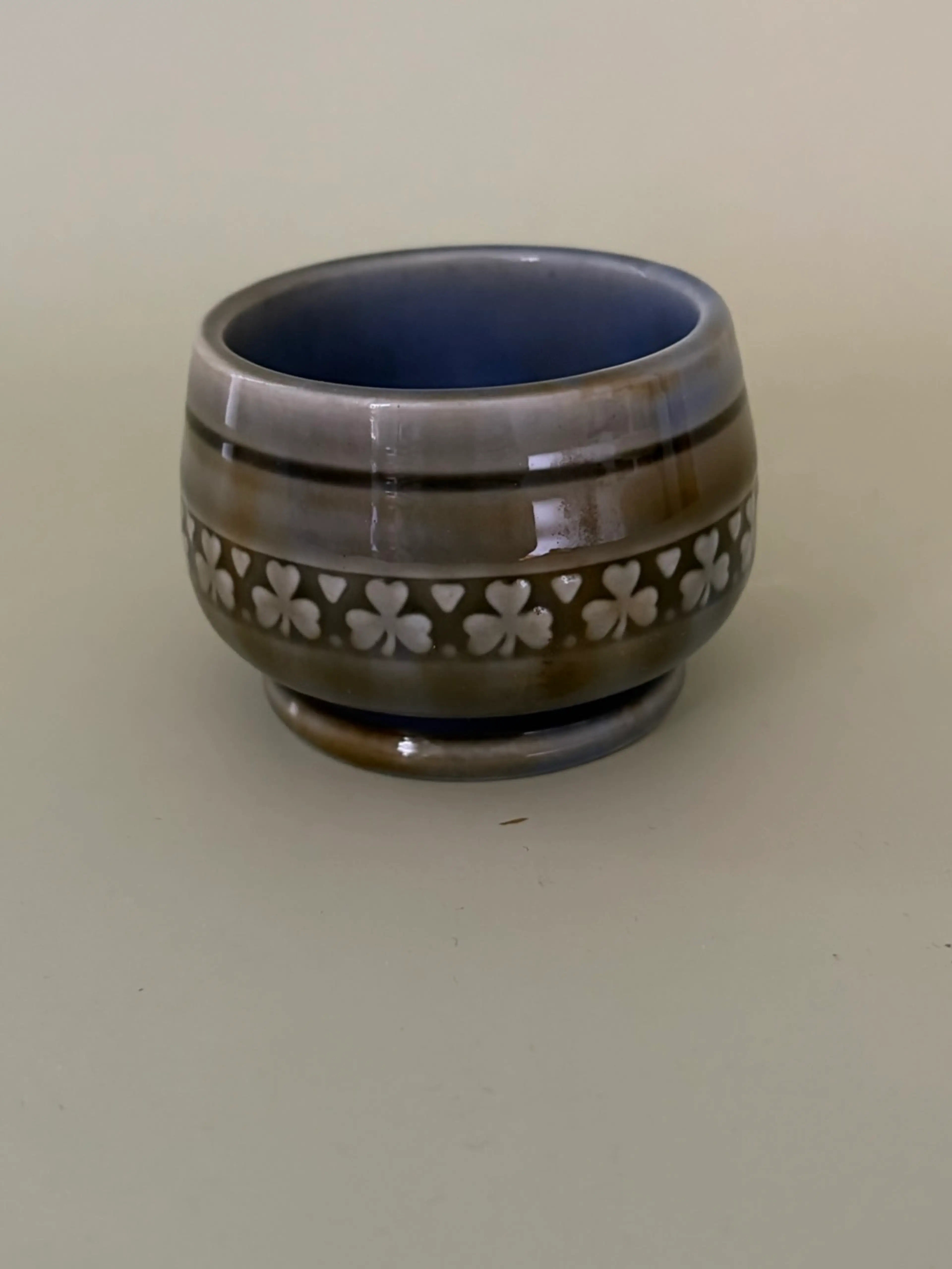 Image 2 of 7