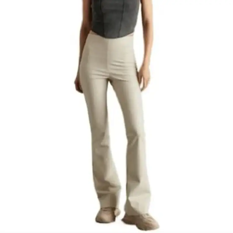 Steven Madden NWOT Cream Faux Leather Flare Pants High Waisted L